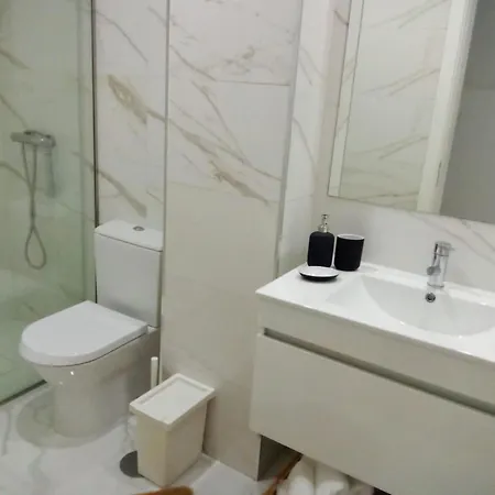 Ground Floor Terrace Flat By Porto