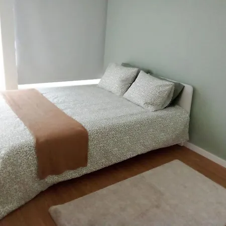 Apartment Ground Floor Terrace Flat By Porto São Mamede de Infesta