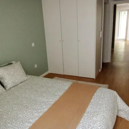 Ground Floor Terrace Flat By Porto São Mamede de Infesta